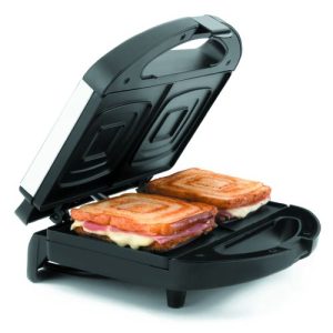 SANDWICHERA REBANADAS CUADRADAS 750W