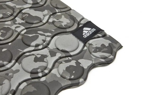 Colchoneta Yoga Mat Adidas Camuflada Gris Ondulada 4MM